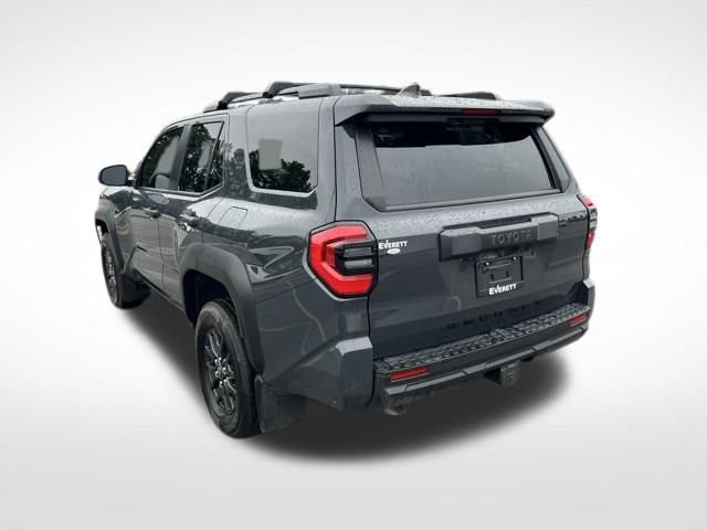 Used 2025 Toyota 4Runner SR5 AWD/4WD image 7