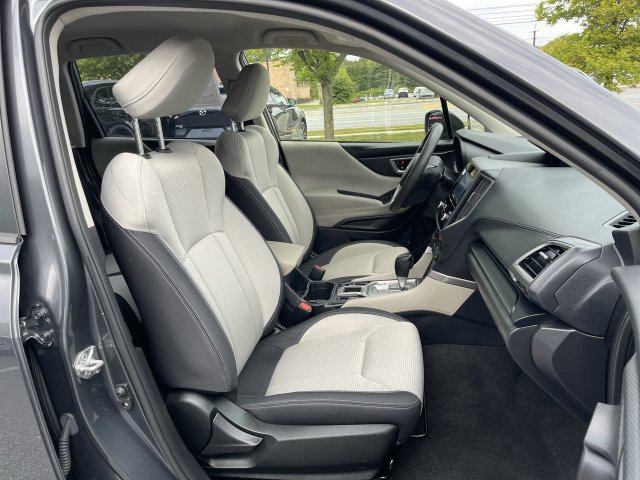 Used 2023 Subaru Forester AWD/4WD image 12