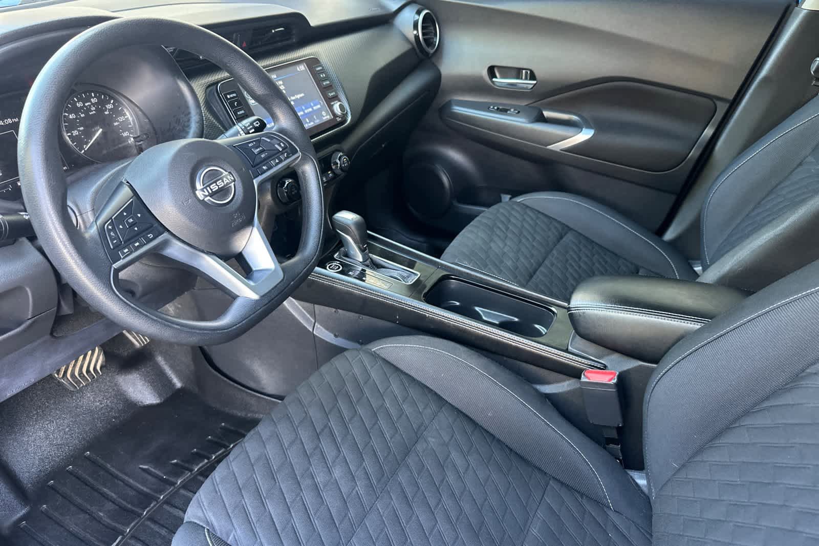 Used 2022 Nissan Kicks SV FWD image 11