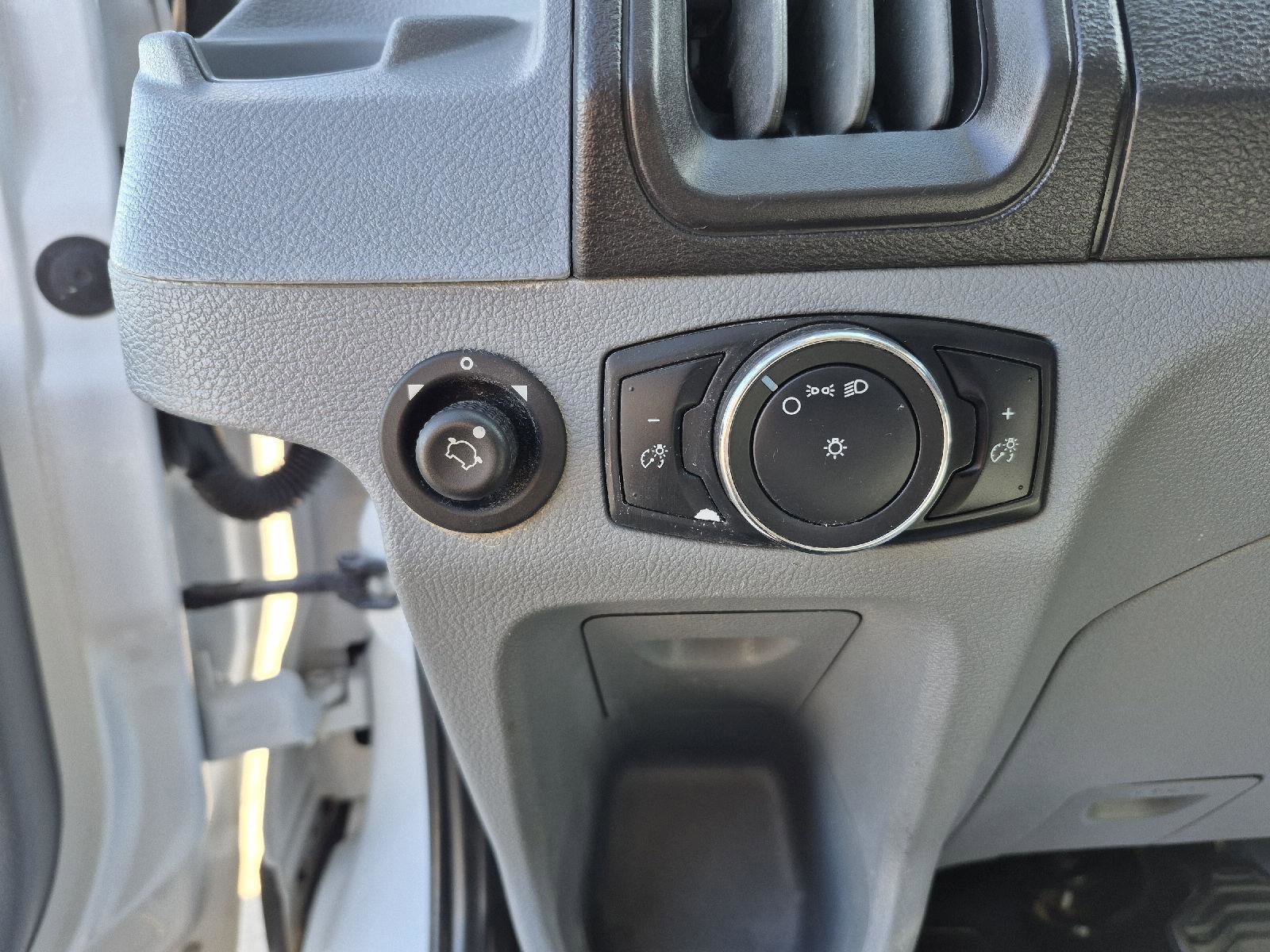 Certified 2019 Ford Transit 350 XL image 13