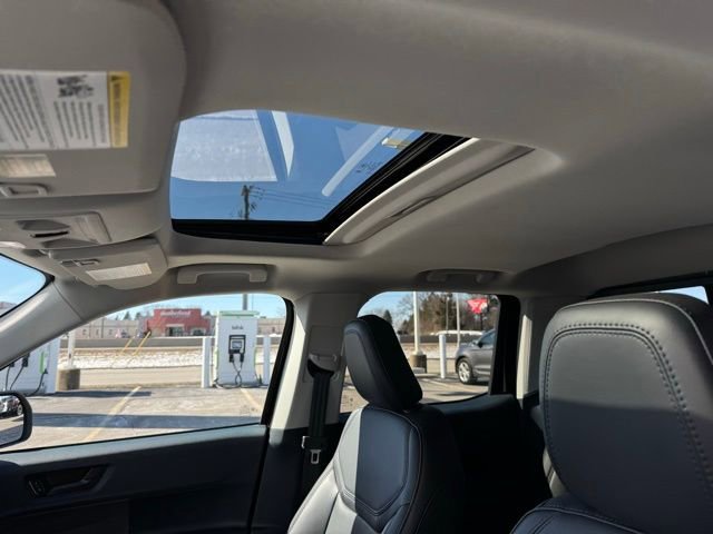 Certified 2024 Ford Maverick Lariat w/ Black Appearance Package image 14