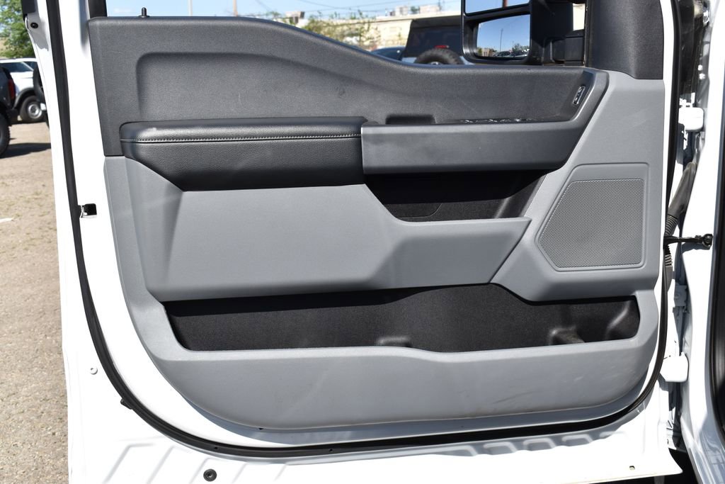 Certified 2024 Ford F350 XLT AWD/4WD image 9