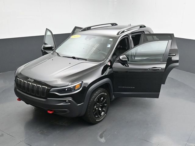 Used 2022 Jeep Cherokee Trailhawk w/ Sound & Nav Group AWD/4WD image 35
