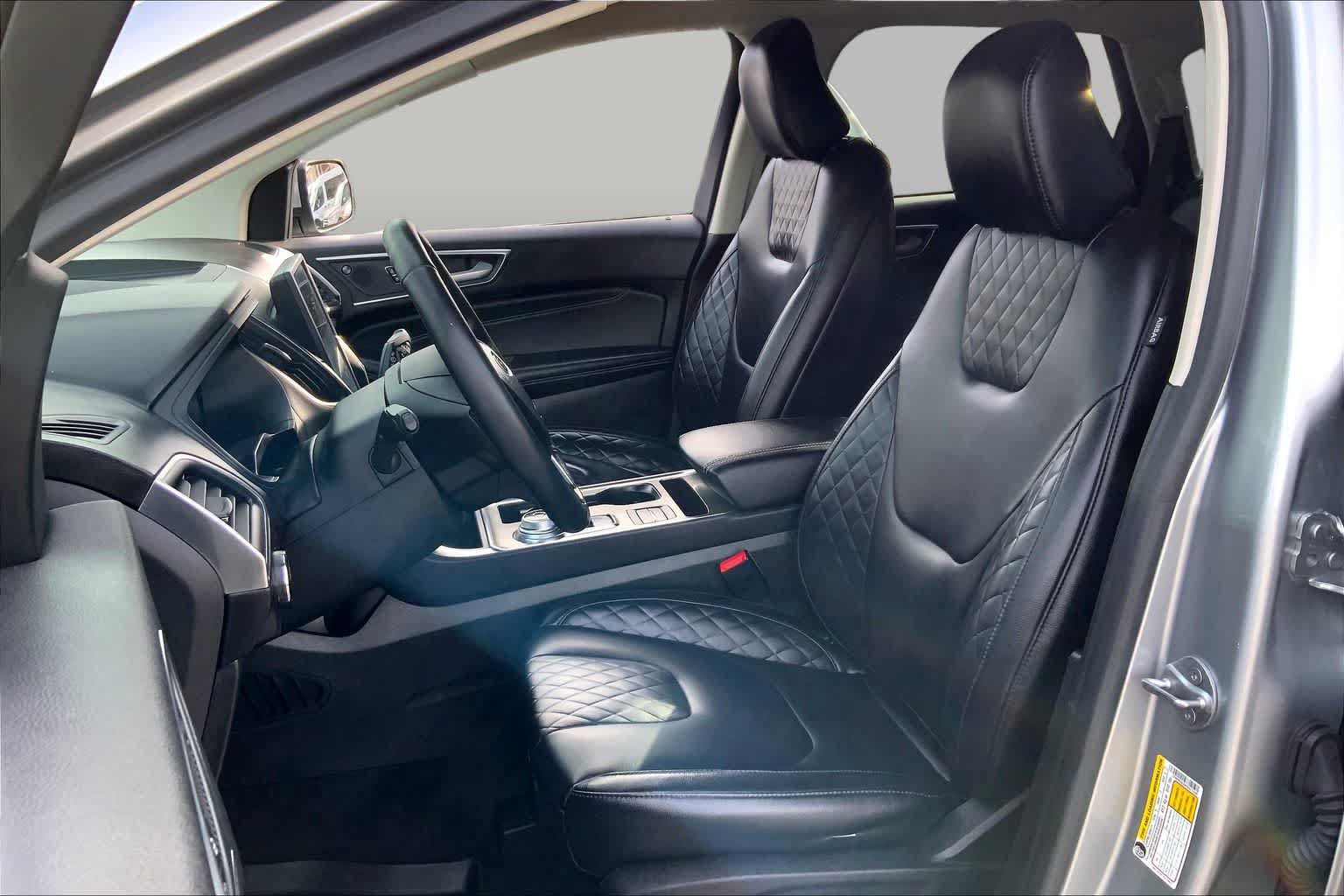 Certified 2023 Ford Edge Titanium AWD/4WD image 8