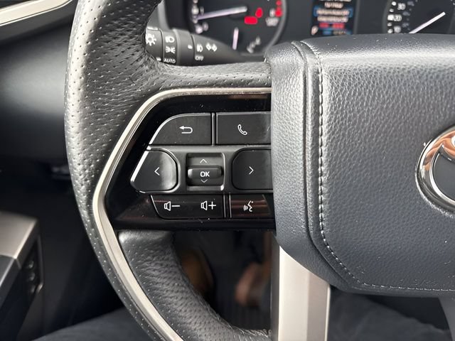 Used 2022 Toyota Tundra Limited w/ TRD Off-Road Package AWD/4WD image 25