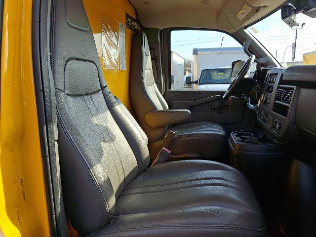 Used 2021 GMC Savana 3500 Extended w/ Power Convenience Package image 28