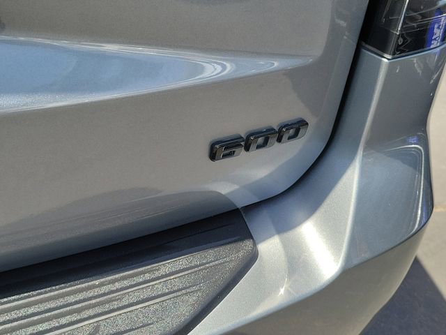 Used 2023 Cadillac Escalade Premium Luxury image 25