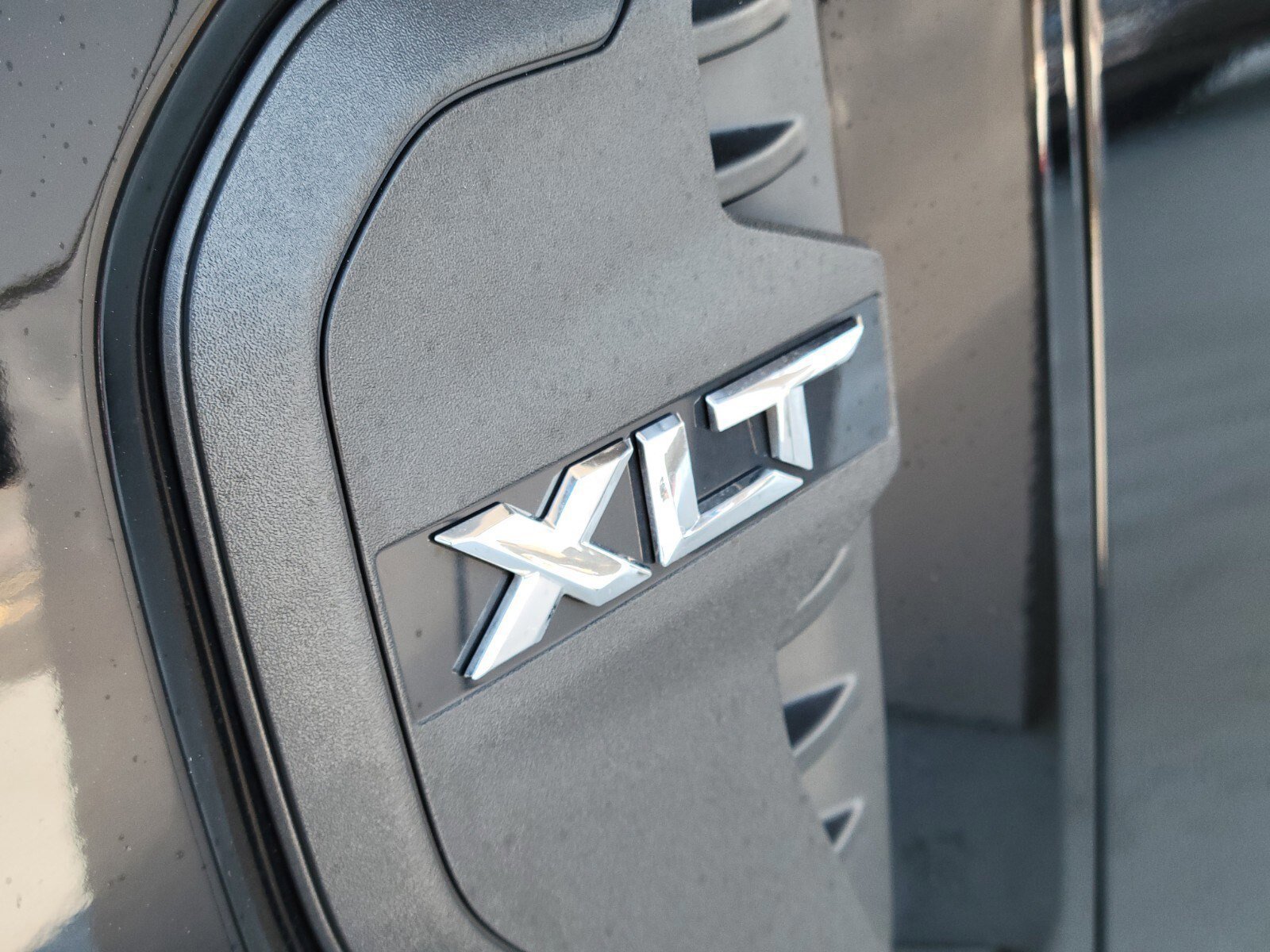 Certified 2024 Ford Ranger XLT w/ FX4 Off-Road Package image 8