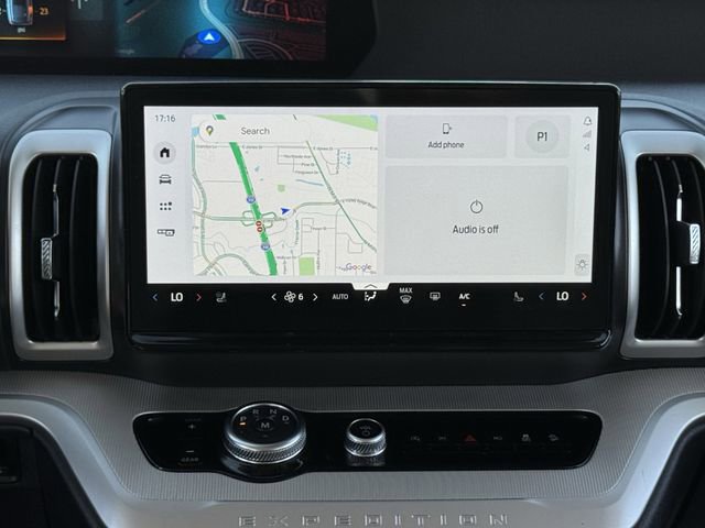 Certified 2025 Ford Expedition Active image 16