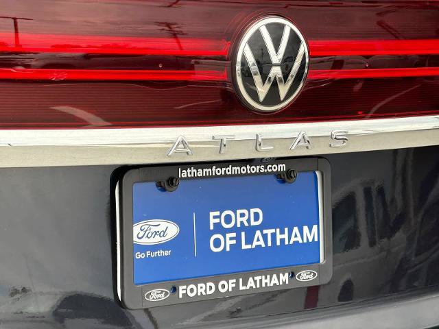 Used 2024 Volkswagen Atlas Cross Sport SE AWD/4WD image 13
