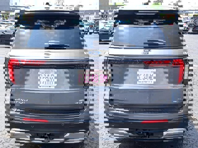 Certified 2025 Ford Explorer Platinum image 4