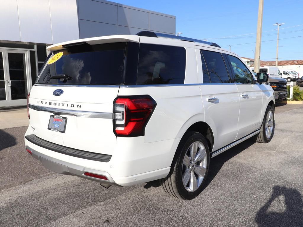 Certified 2024 Ford Expedition Platinum image 5