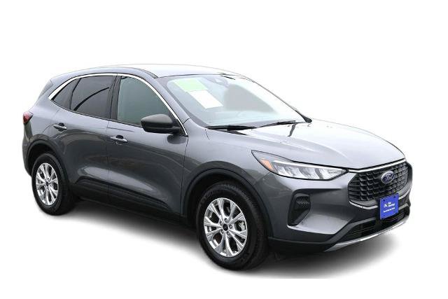 Certified 2023 Ford Escape Active w/ Tech Pack #1 FWD image 3