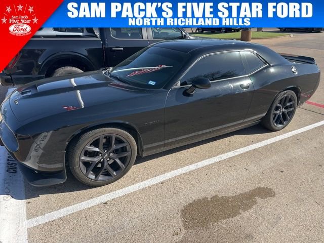 Used 2020 Dodge Challenger R/T w/ Blacktop Package image 1