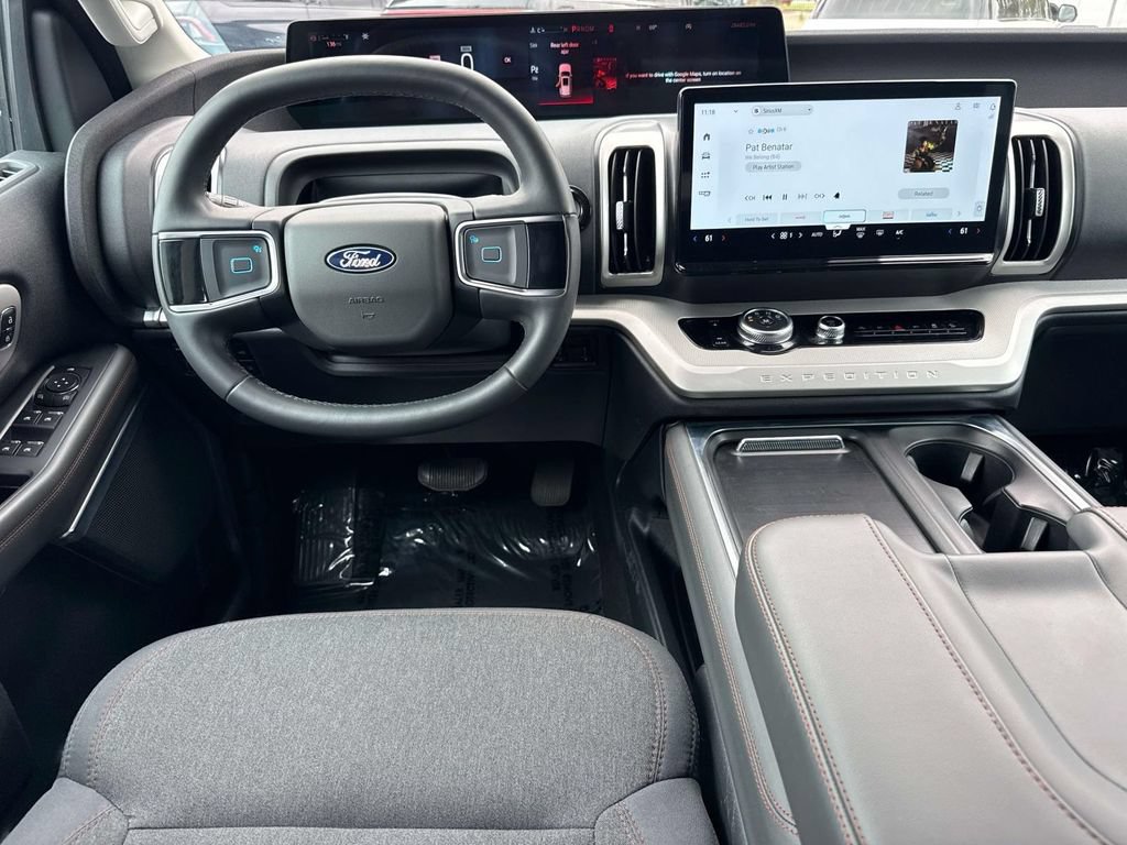 Certified 2025 Ford Expedition Max Active AWD/4WD image 15