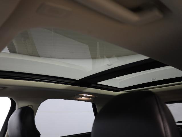 Certified 2019 Ford Edge Titanium w/ Equipment Group 301A image 17