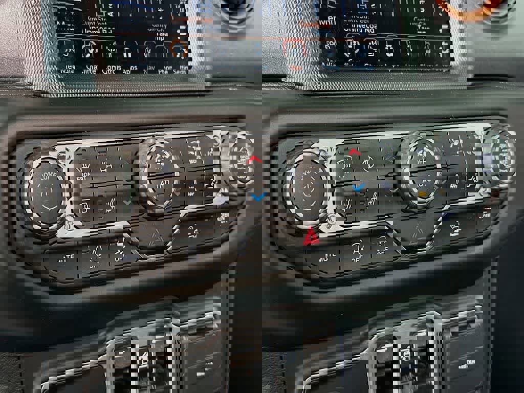 Used 2023 Jeep Gladiator Mojave w/ Dual Top Group image 21