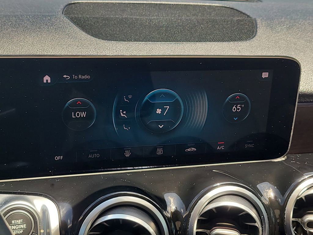 Used 2021 Mercedes-Benz GLB 250 image 20