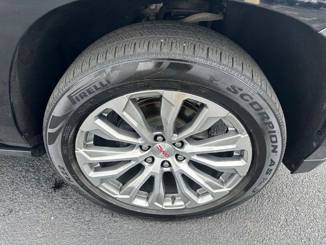 Used 2021 GMC Yukon Denali w/ Denali Premium Package AWD/4WD image 27