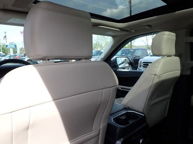 Certified 2023 Ford Expedition Max Platinum AWD/4WD image 19