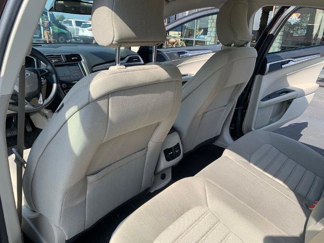 Certified 2019 Ford Fusion SE FWD image 32