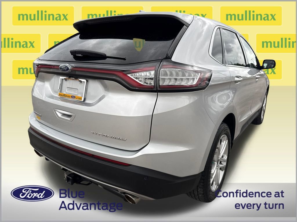 Certified 2018 Ford Edge Titanium image 3