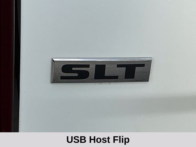 Used 2022 RAM 1500 Classic SLT w/ Electronics Group AWD/4WD image 13