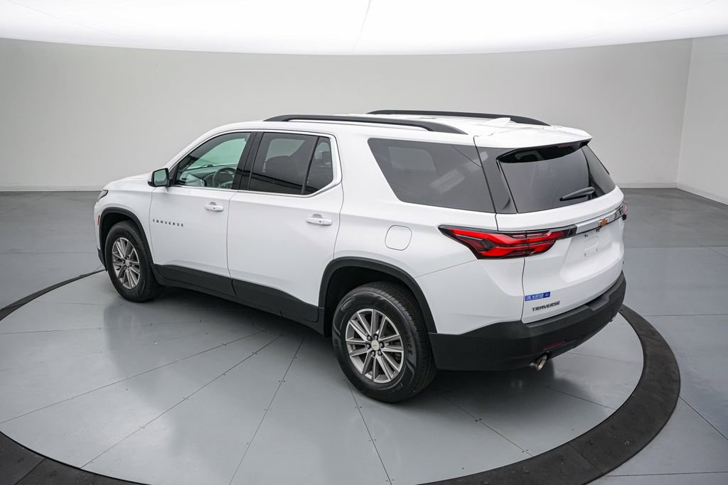 Used 2023 Chevrolet Traverse LT image 6