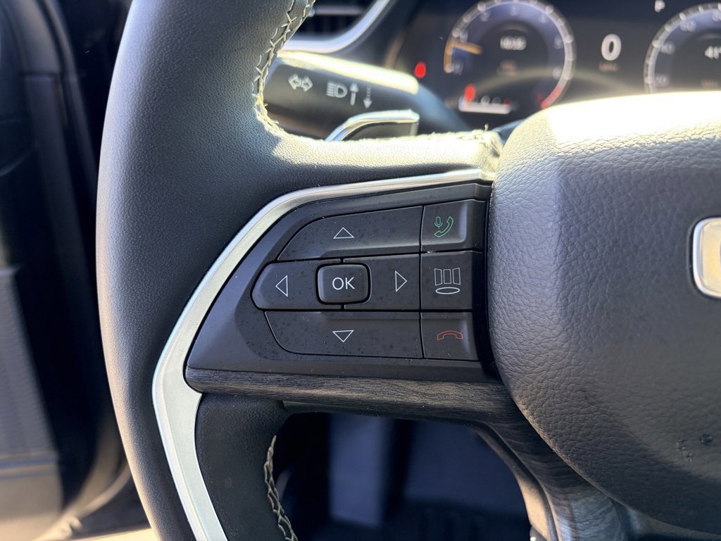 Used 2024 Jeep Grand Cherokee L Limited w/ MOPAR Finishing Package image 10