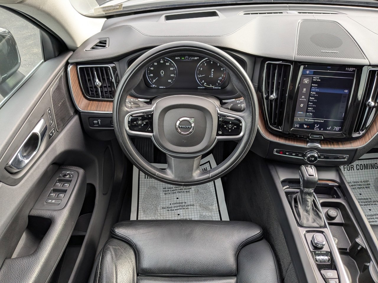 Used 2019 Volvo XC60 T5 Inscription w/ Protection Package image 18