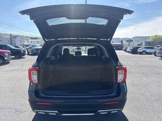 Certified 2022 Ford Explorer XLT w/ Equipment Group 202A AWD/4WD image 27