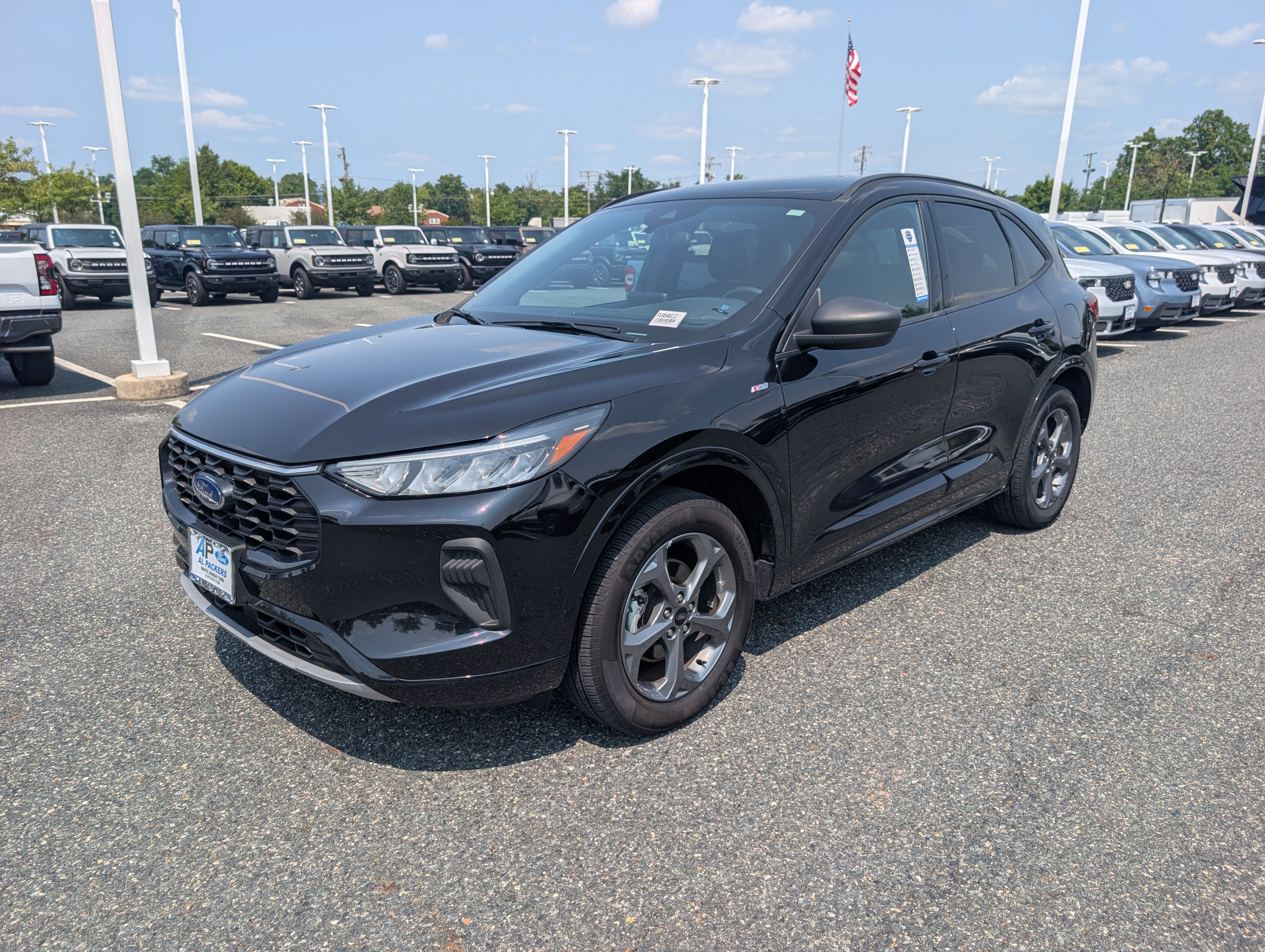 Certified 2024 Ford Escape ST-Line AWD/4WD image 7