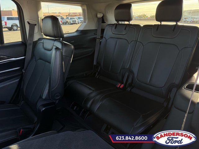 Used 2021 Jeep Grand Cherokee L Limited image 18