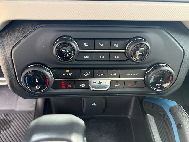 Certified 2022 Ford Bronco Wildtrak AWD/4WD image 28