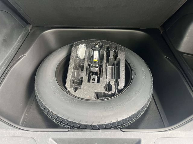 Used 2022 Jeep Grand Cherokee Laredo X RWD image 13