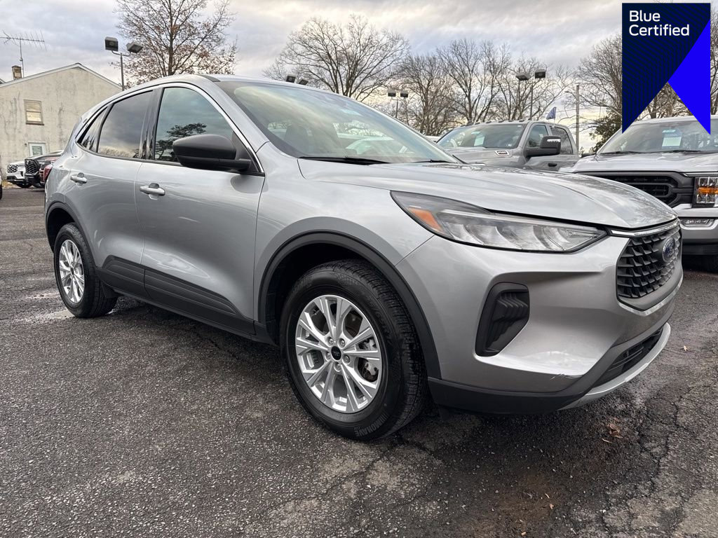 Certified 2023 Ford Escape Active image 1
