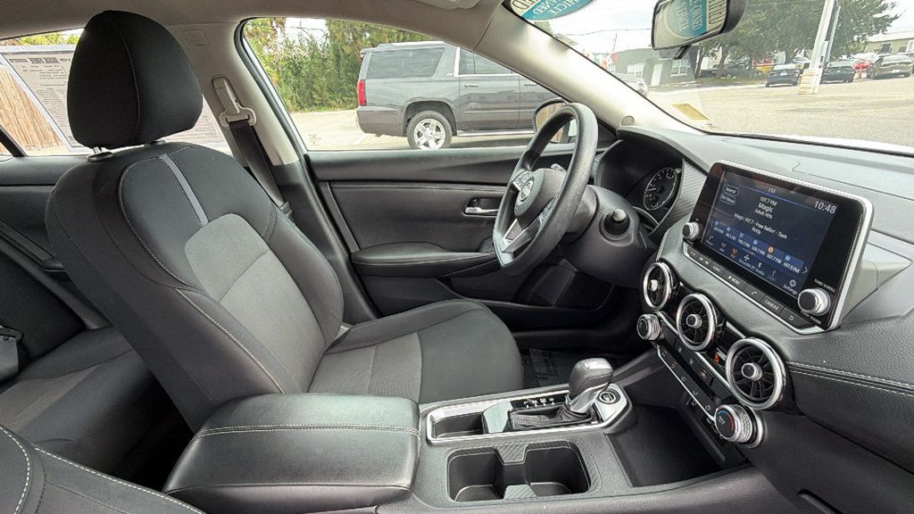 Used 2024 Nissan Sentra SV FWD image 28