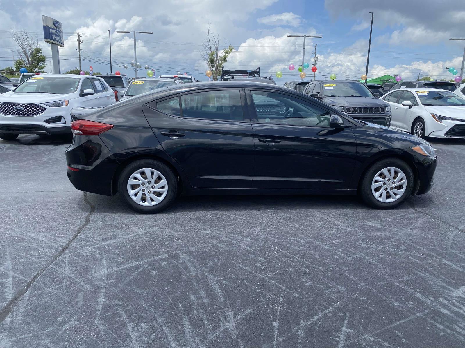 Used 2018 Hyundai Elantra SE FWD image 8