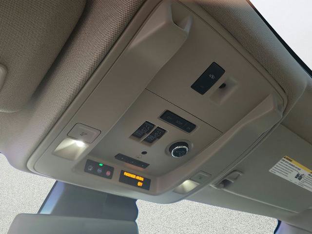 Used 2020 Cadillac Escalade ESV Luxury RWD image 34