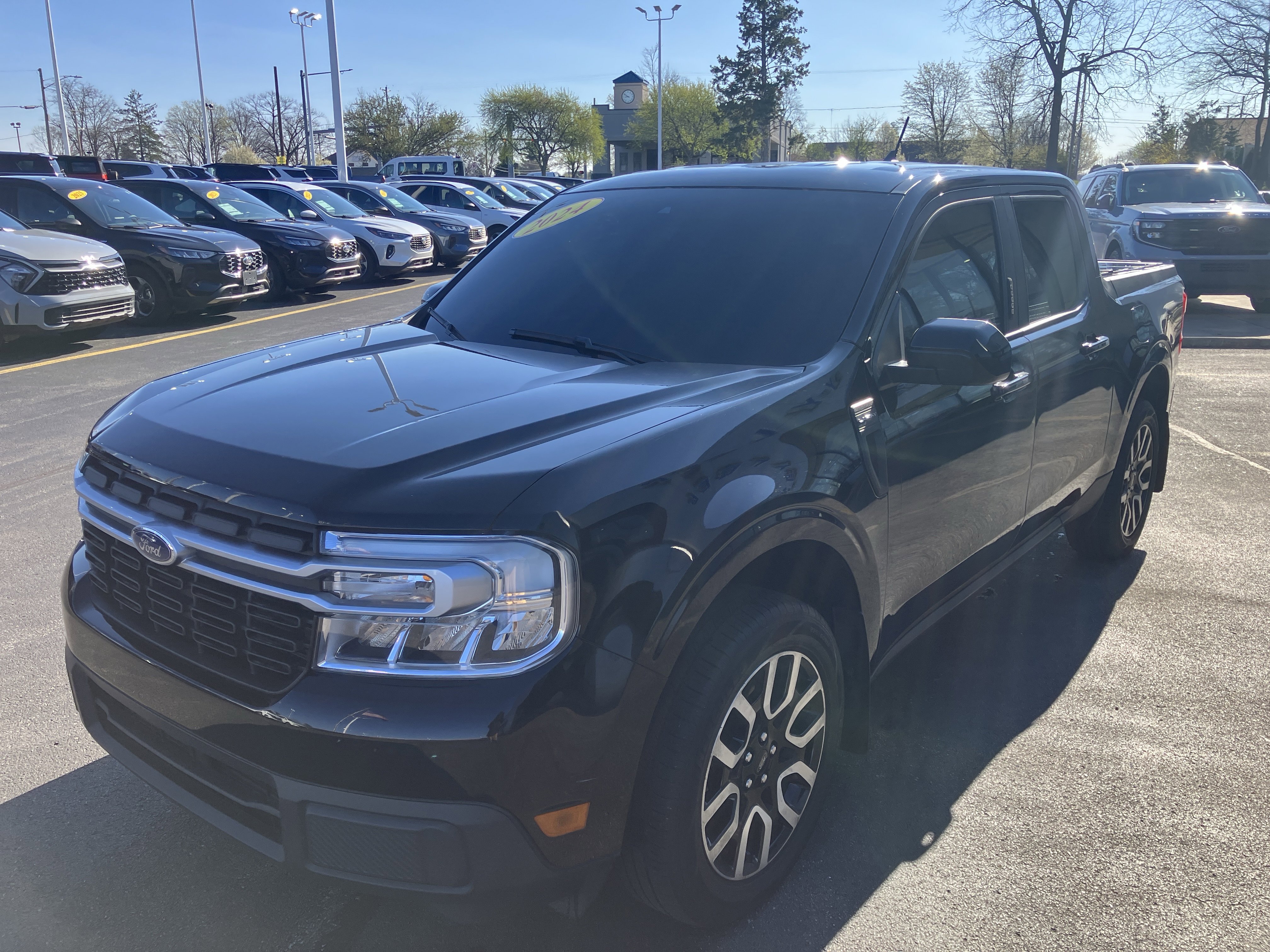 Certified 2023 Ford Maverick Lariat w/ Equipment Group 500A Standard AWD/4WD image 5