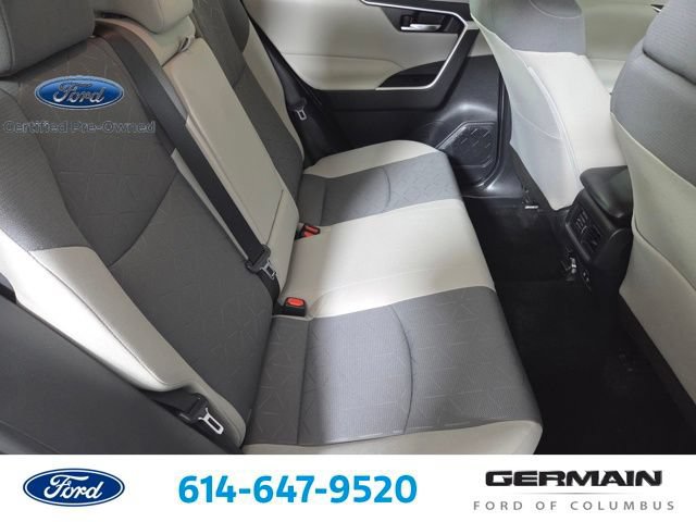 Used 2021 Toyota RAV4 XLE AWD/4WD image 22