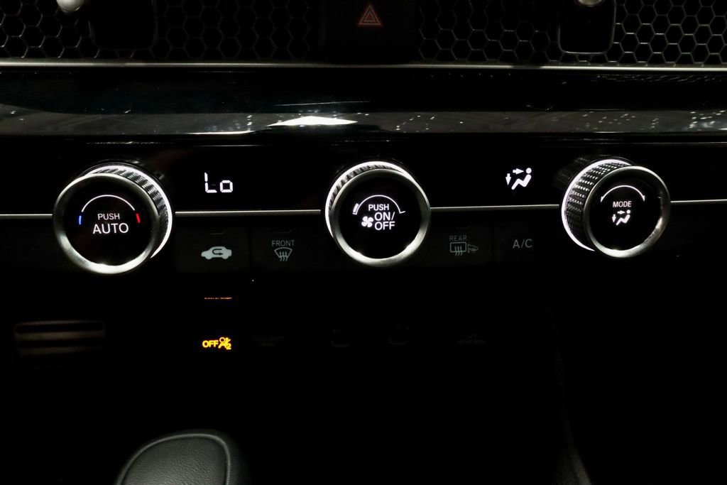 Used 2025 Honda Civic Sport image 29