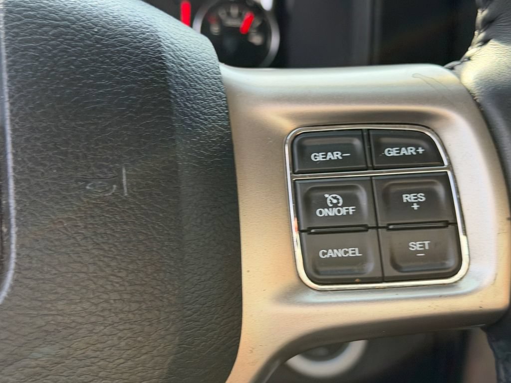 Used 2018 RAM 1500 Laramie w/ Convenience Group AWD/4WD image 26