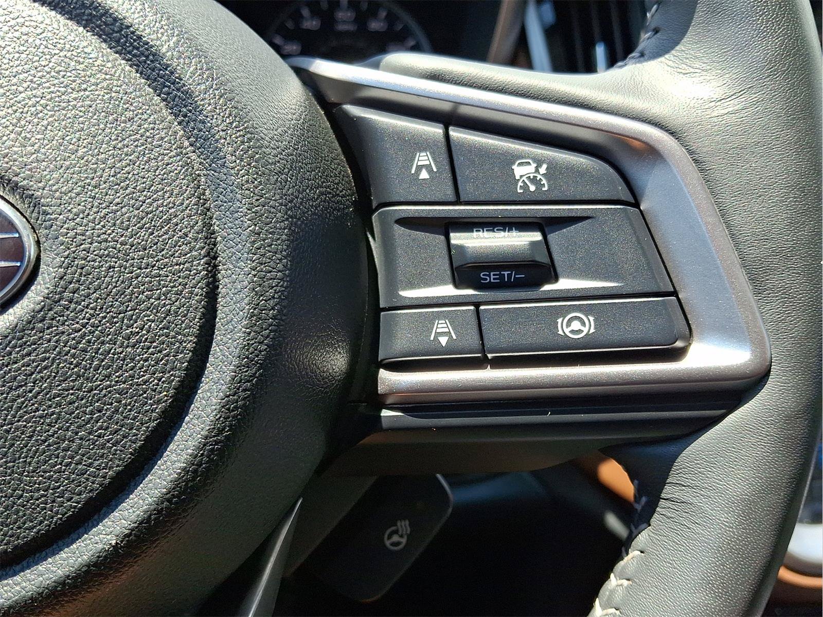 Used 2023 Subaru Outback Touring AWD/4WD image 21