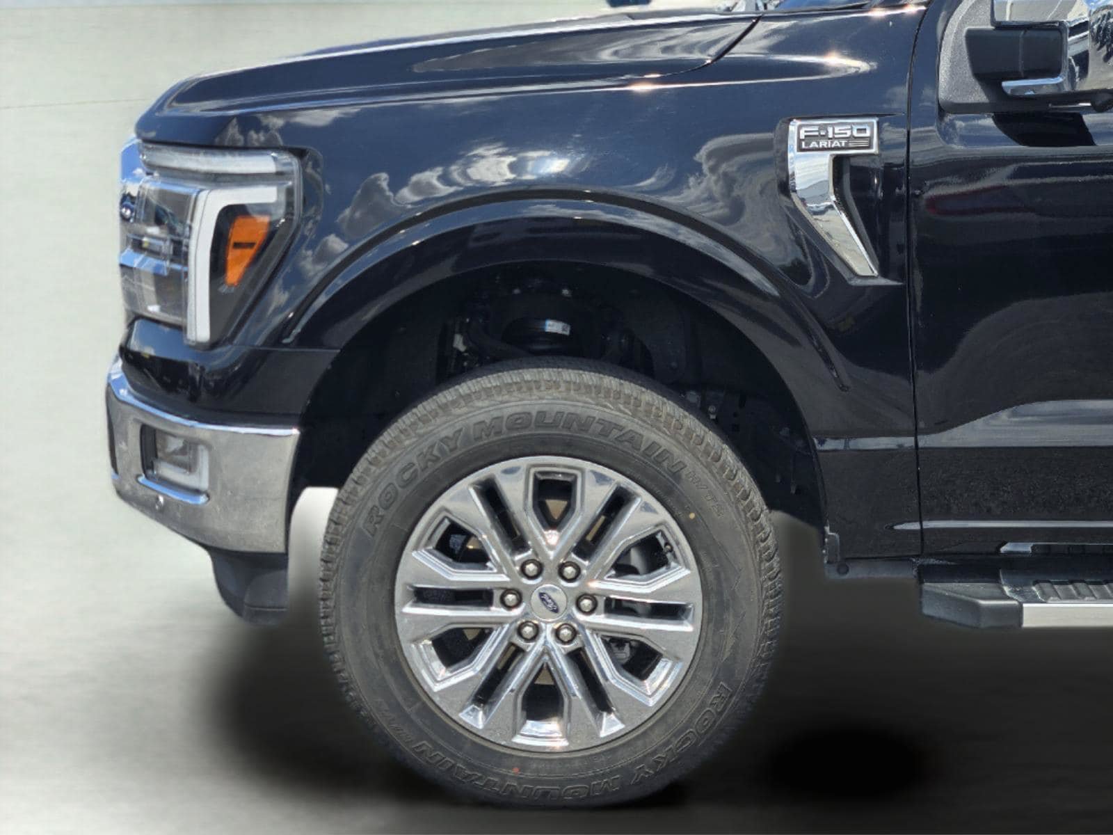 Certified 2024 Ford F150 Lariat AWD/4WD image 16