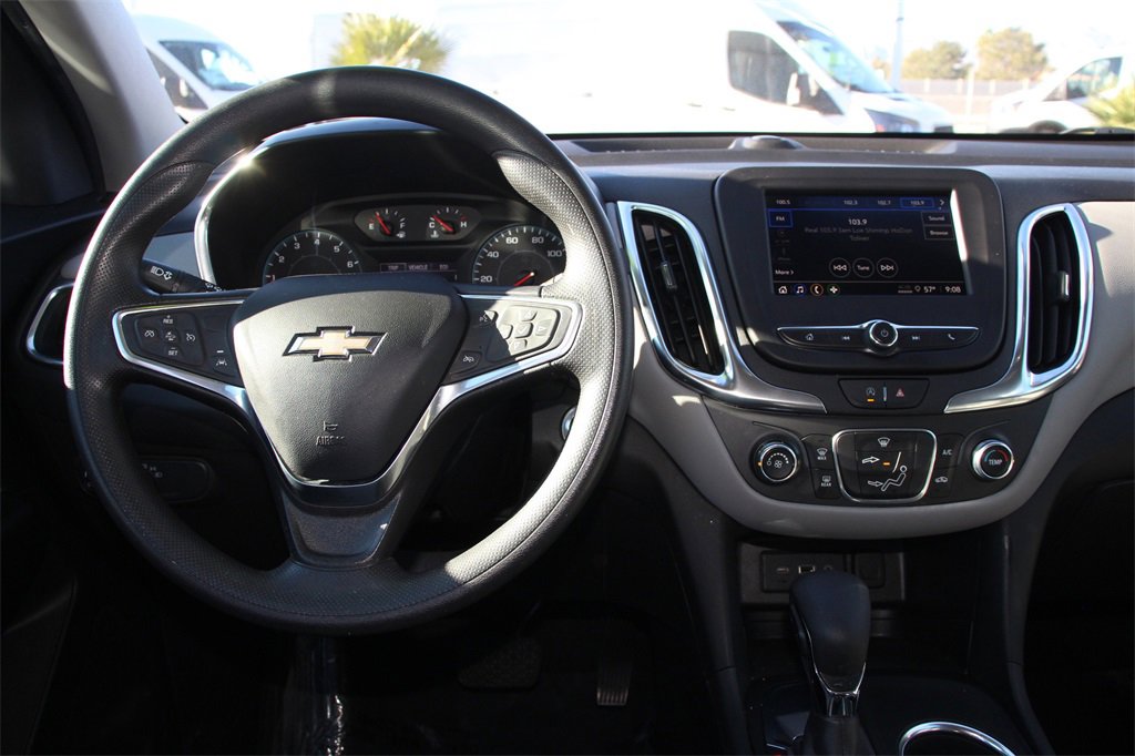 Used 2022 Chevrolet Equinox LS image 17