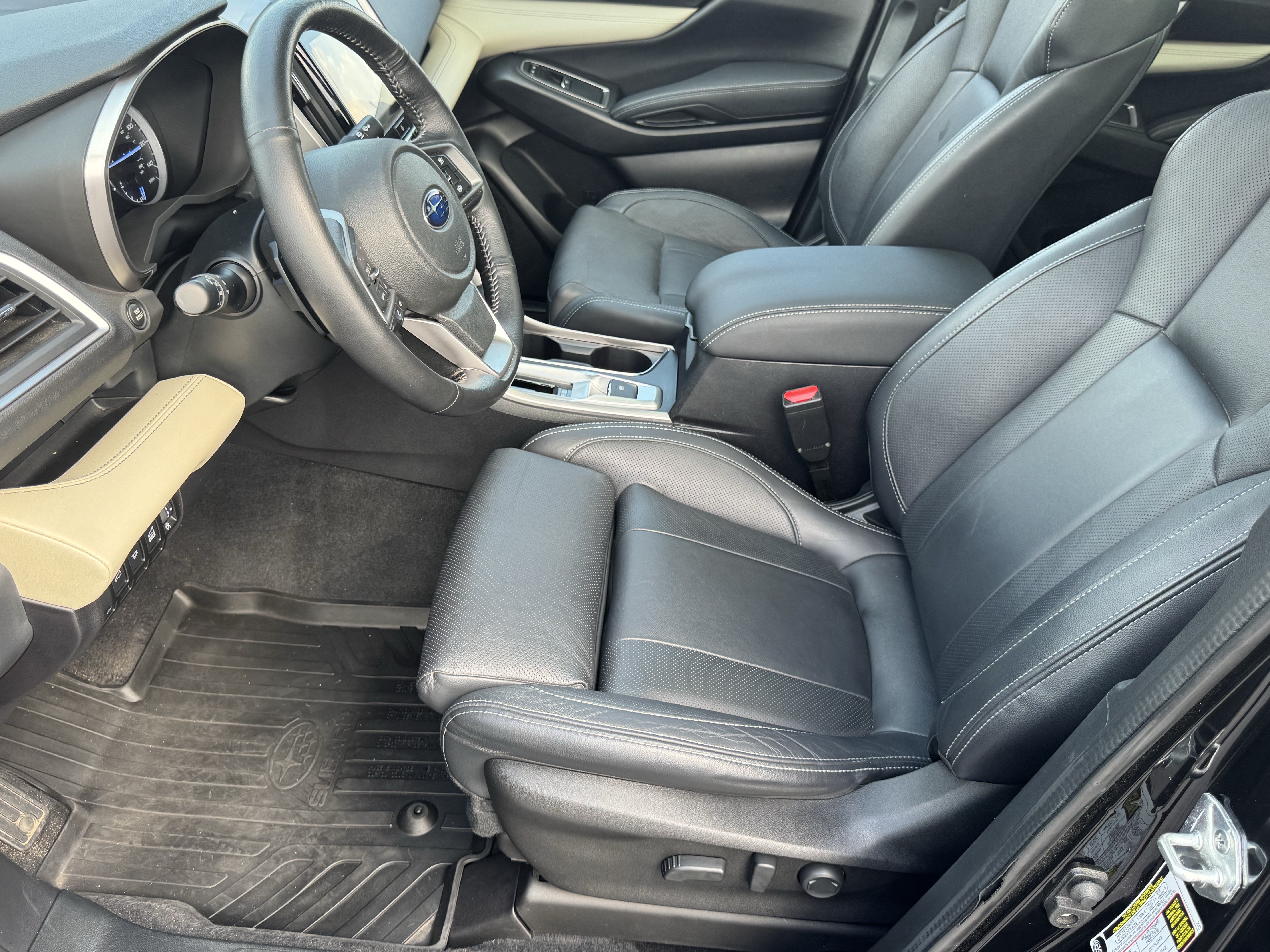 Used 2022 Subaru Ascent Limited w/ Technology Package AWD/4WD image 9
