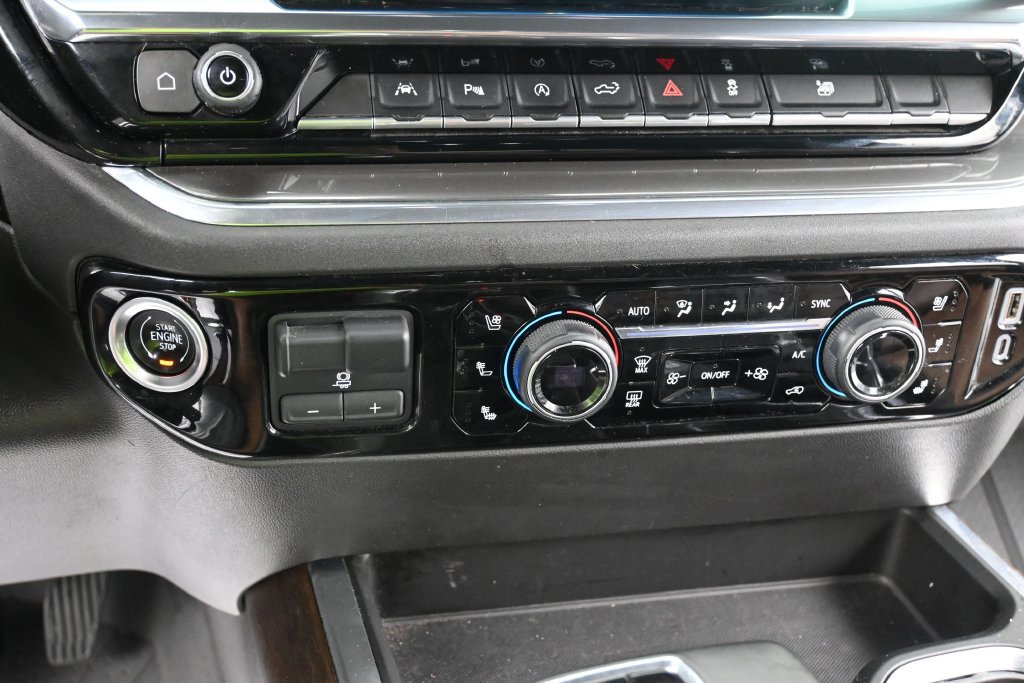 Used 2023 Chevrolet Silverado 1500 High Country w/ High Country Premium Package AWD/4WD image 11