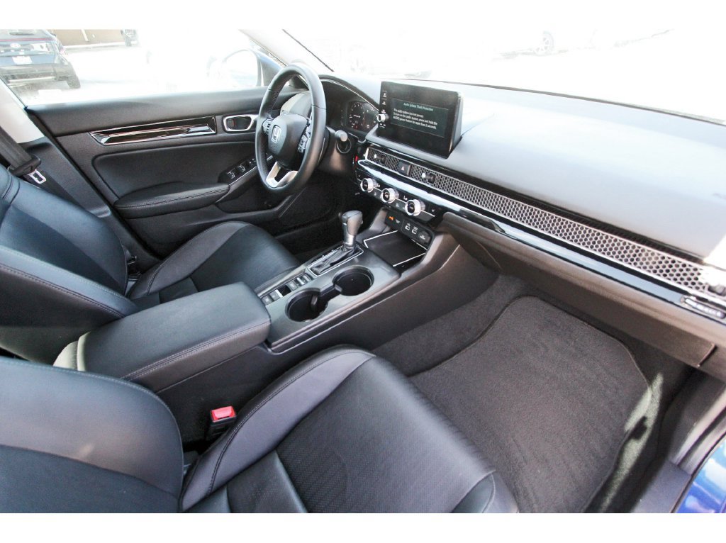 Used 2022 Honda Civic Touring image 28