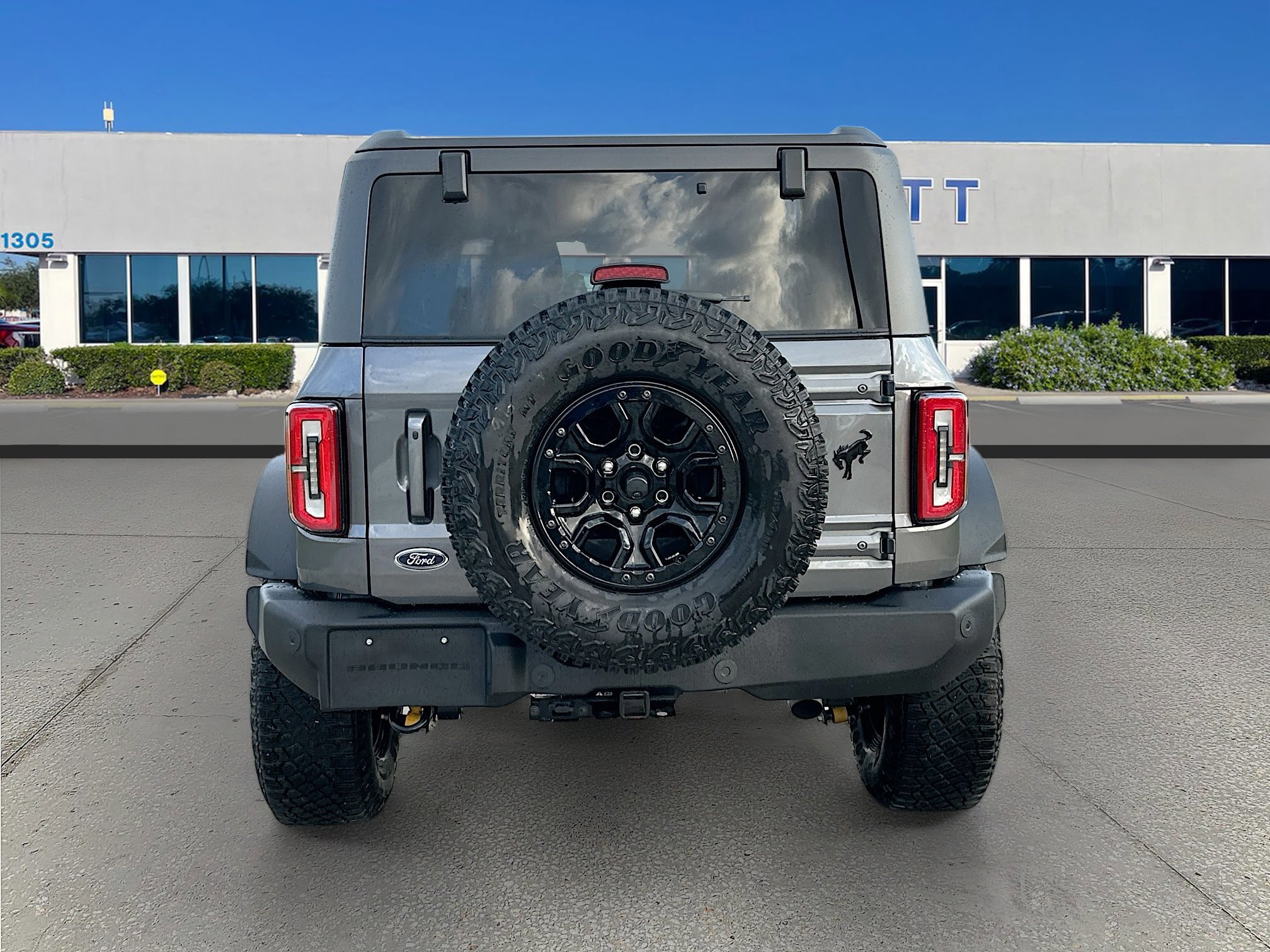 Certified 2021 Ford Bronco Wildtrak image 4